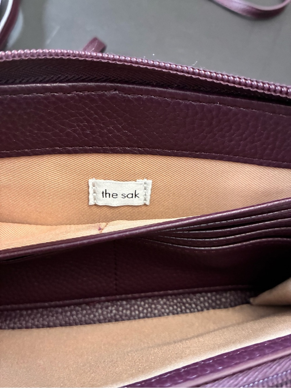 The Sak Iris Crossbody Wallet Wristlet Clutch Cellphone Purse Leather Purple - Picture 6 of 15